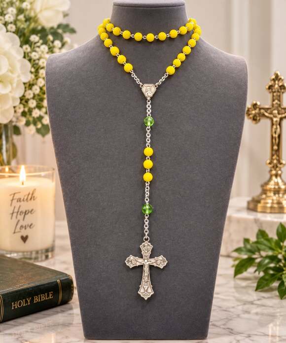 Unbranded Other - Vtg Italian Rosary Silver Tone Crucifix Yellow & Green Beads Italy Catholic